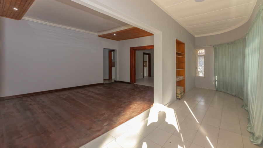 3 Bedroom Property for Sale in Kroonheuwel Free State